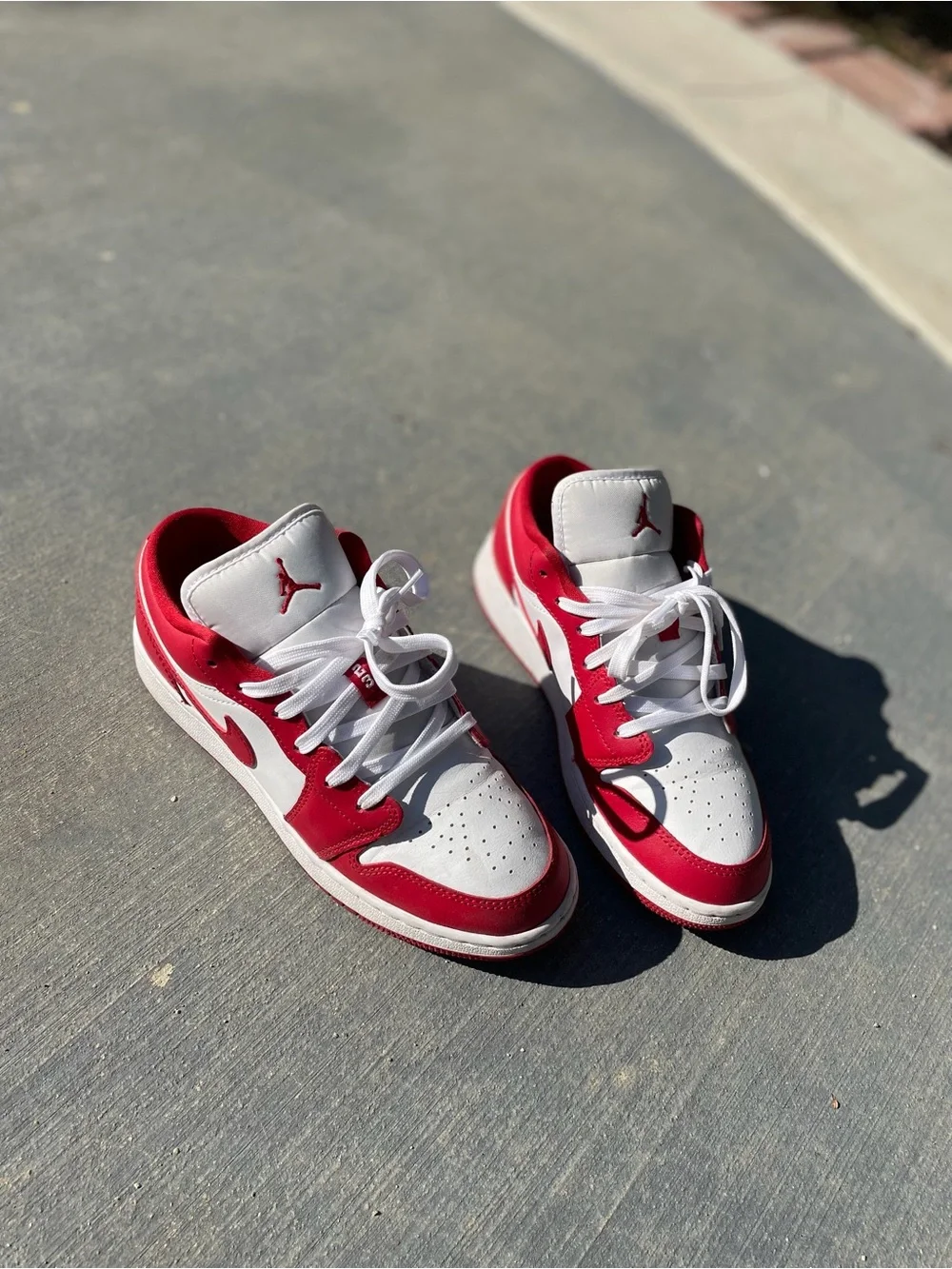 Gym red air jordan 1 low GS